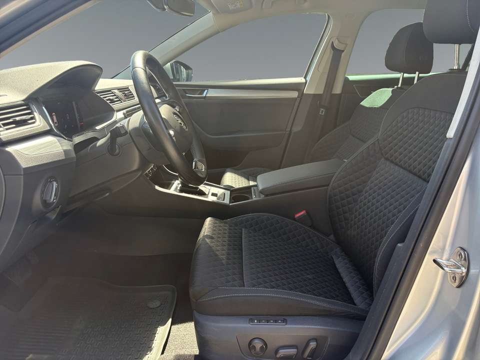Skoda Superb - Imagem 10