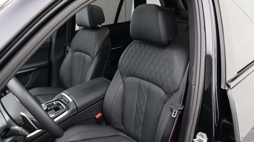 BMW X5 - Imagem 11