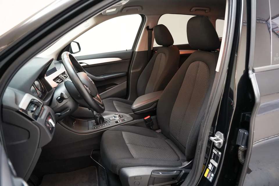 Car picture 9