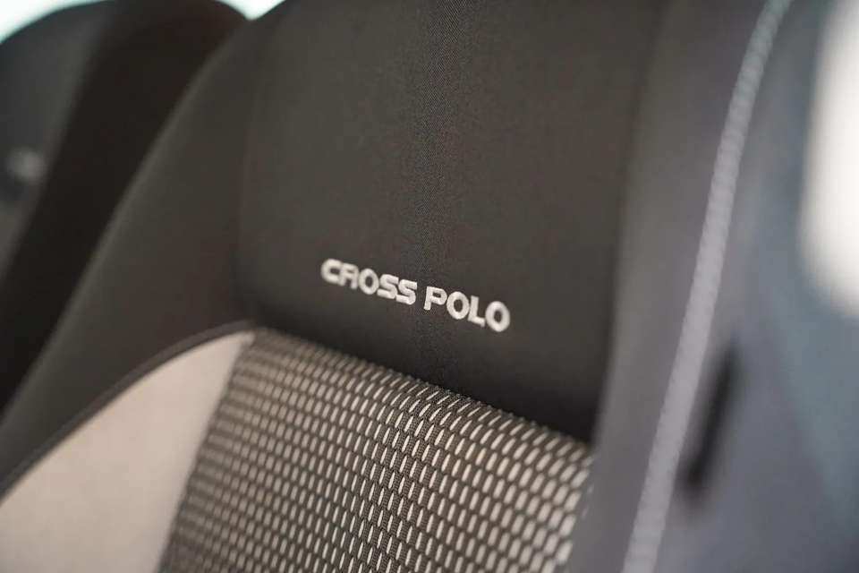 Car picture 9