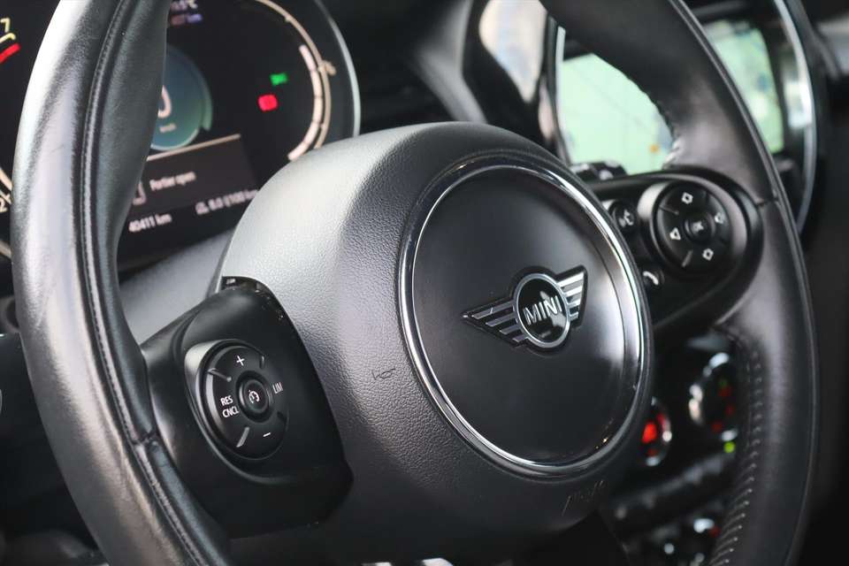 Car picture 16