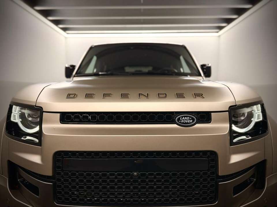 Land Rover Defender - Imagem 8