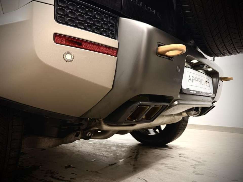 Land Rover Defender - Imagem 15