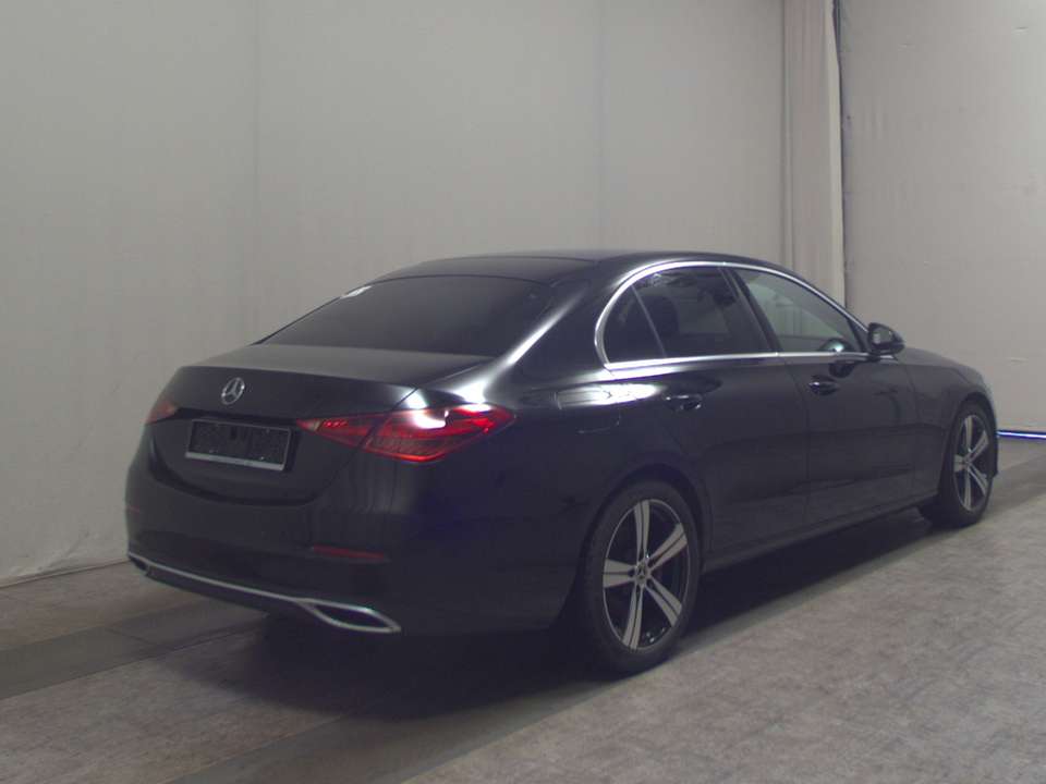 Mercedes-Benz C 200 - Imagem 4