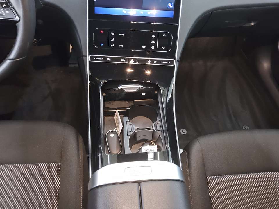 Mercedes-Benz C 200 - Imagem 6