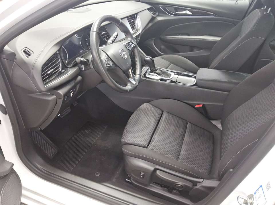 Opel Insignia - Imagem 8