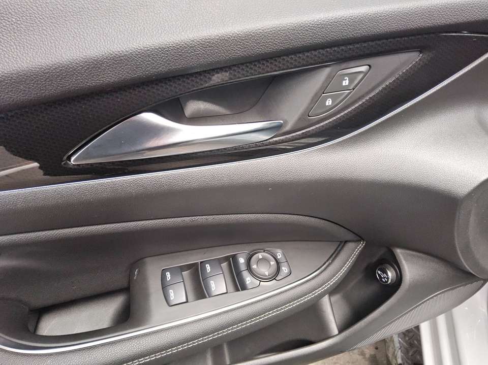 Opel Insignia - Imagem 9