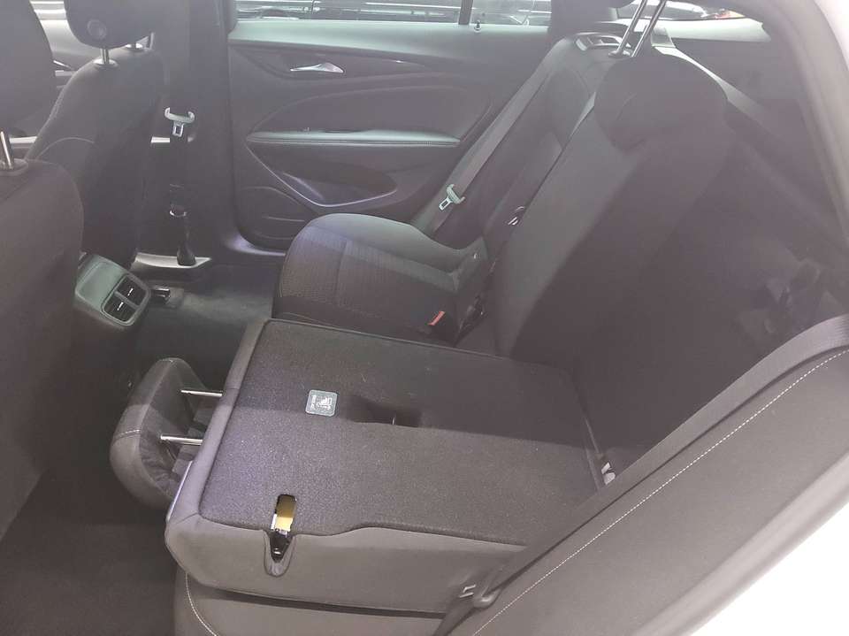 Opel Insignia - Imagem 12
