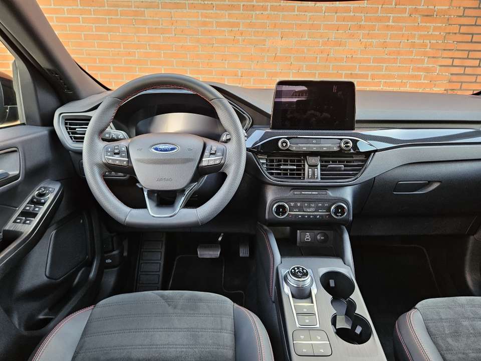 Ford Kuga - Imagem 8