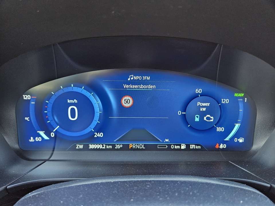 Ford Kuga - Imagem 9