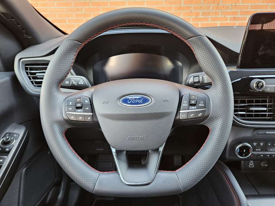 Ford Kuga - Imagem 14