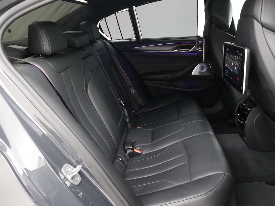 BMW M5 - Imagem 12