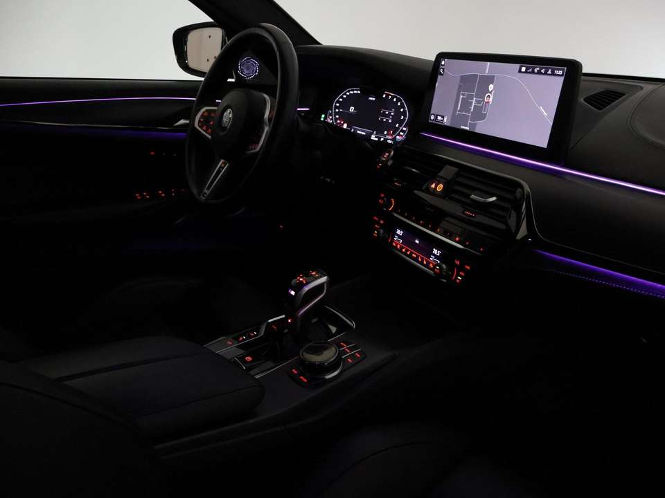 BMW M5 - Imagem 17