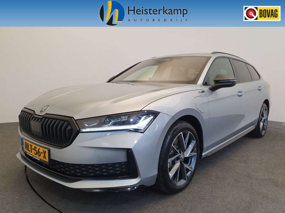 Skoda Superb - Imagem 1