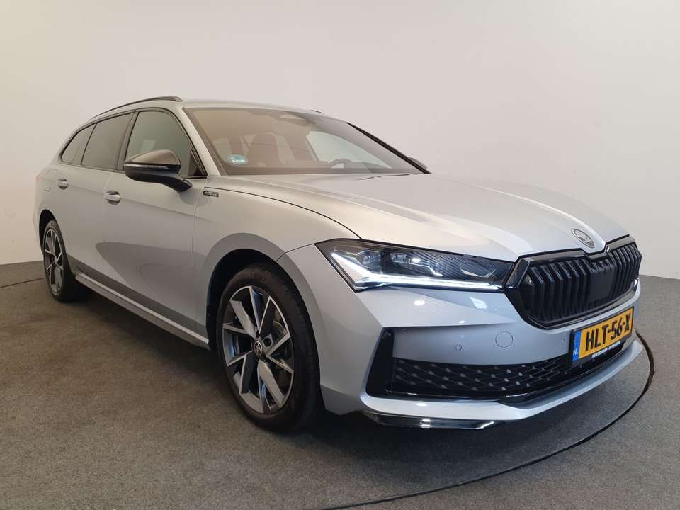 Skoda Superb - Imagem 5