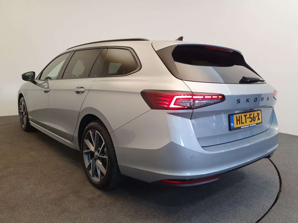 Skoda Superb - Imagem 8