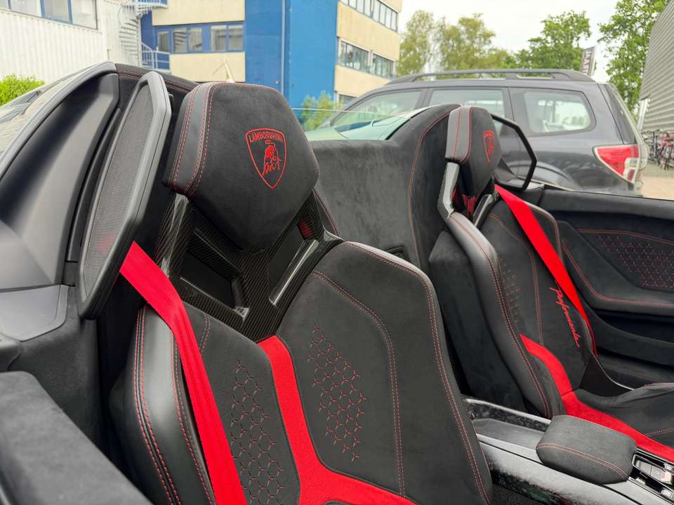 Lamborghini Huracán - Imagem 11