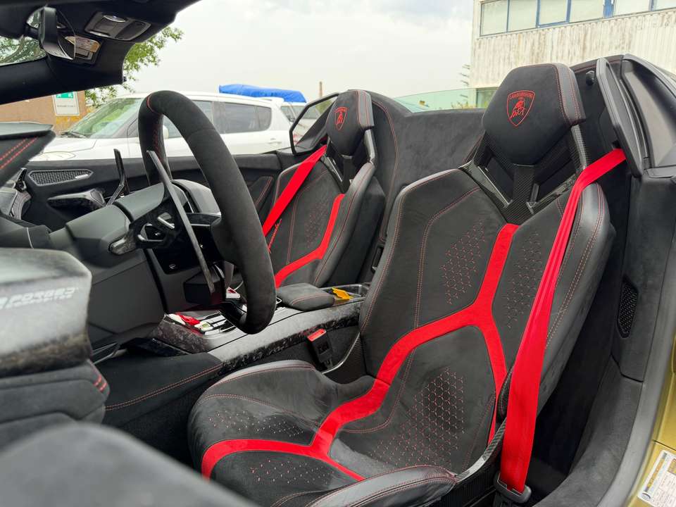 Lamborghini Huracán - Imagem 16