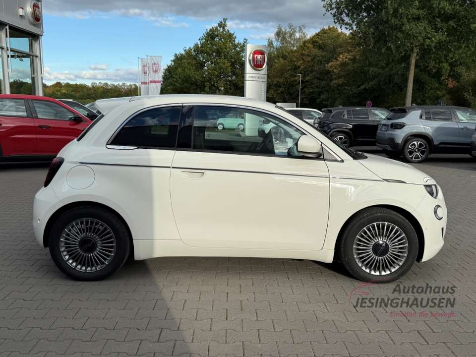 Fiat 500e - Imagem 4