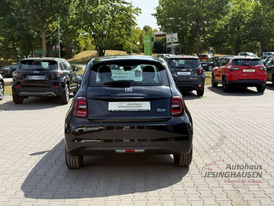 Fiat 500e - Imagem 6