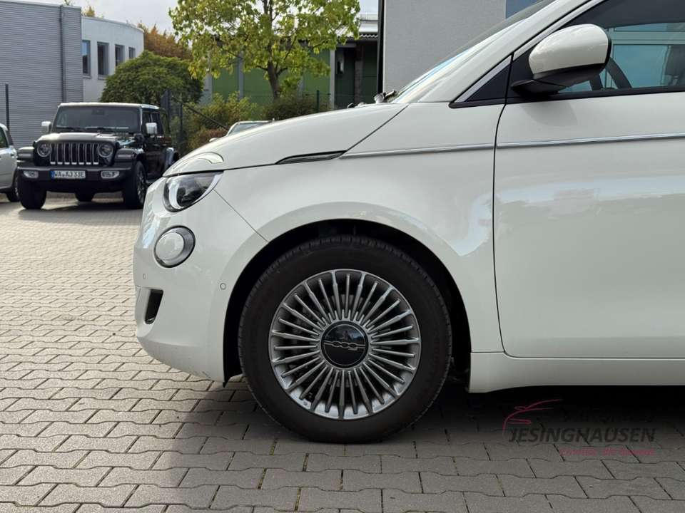 Fiat 500e - Imagem 8