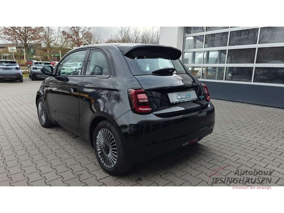 Fiat 500e - Imagem 9