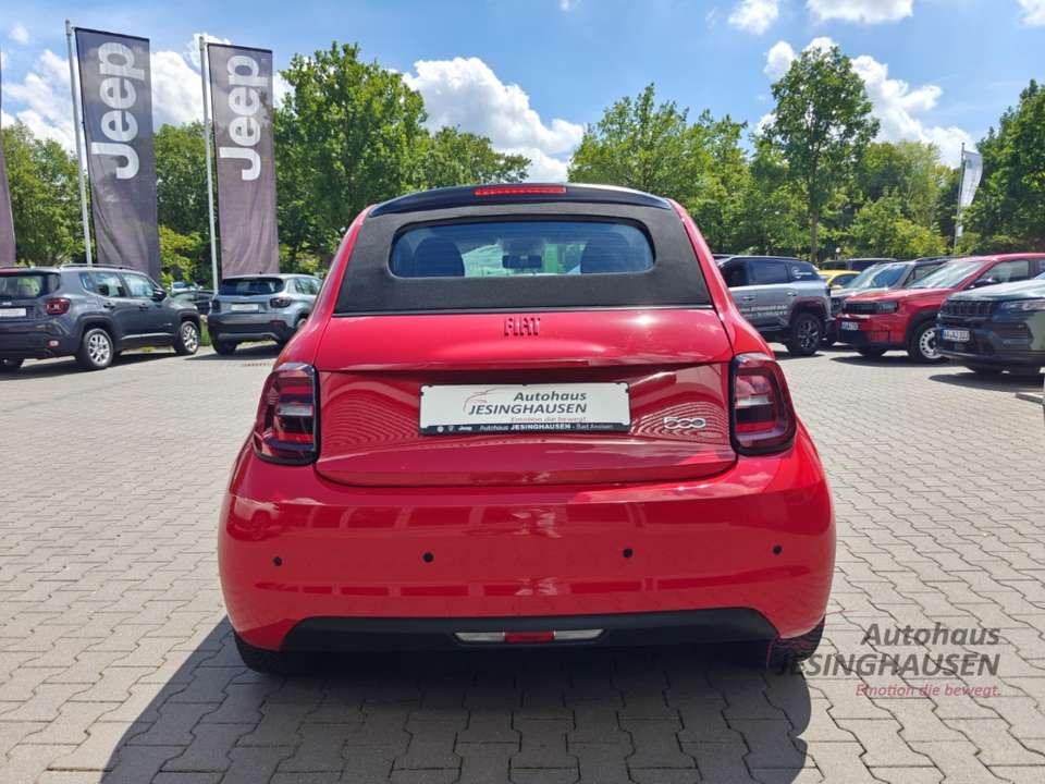 Fiat 500e - Imagem 7
