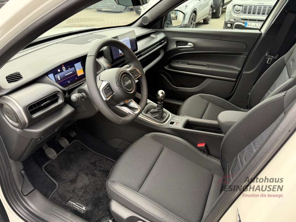 Jeep Avenger - Imagem 11