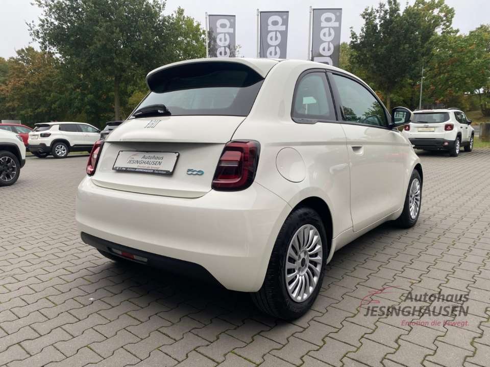 Fiat 500e - Imagem 6