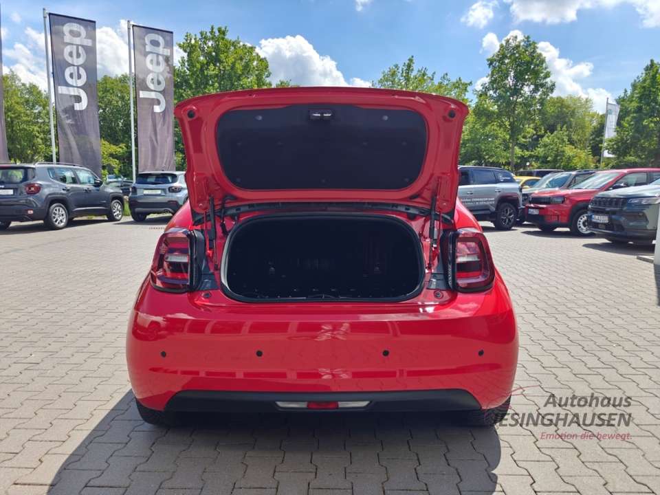 Fiat 500e - Imagem 9