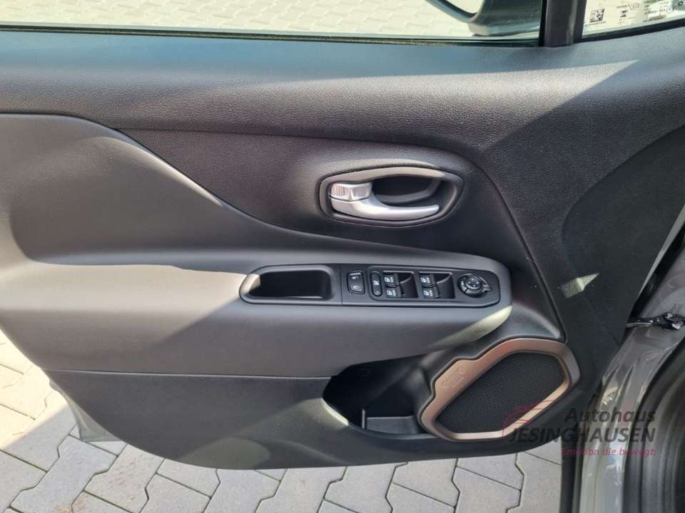 Jeep Renegade - Imagem 9
