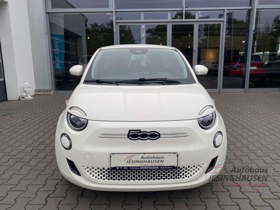 Fiat 500e - Imagem 9