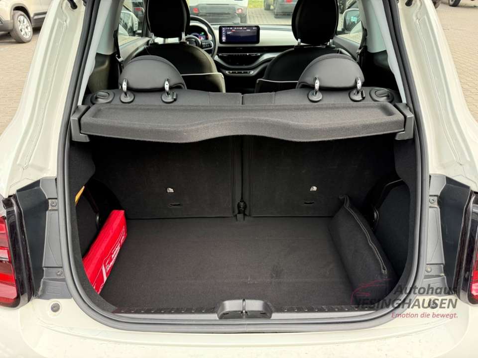 Fiat 500e - Imagem 14