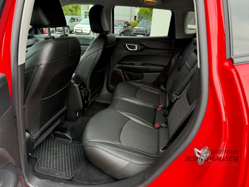 Jeep Compass - Imagem 13