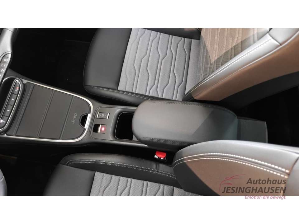 Jeep Avenger - Imagem 11