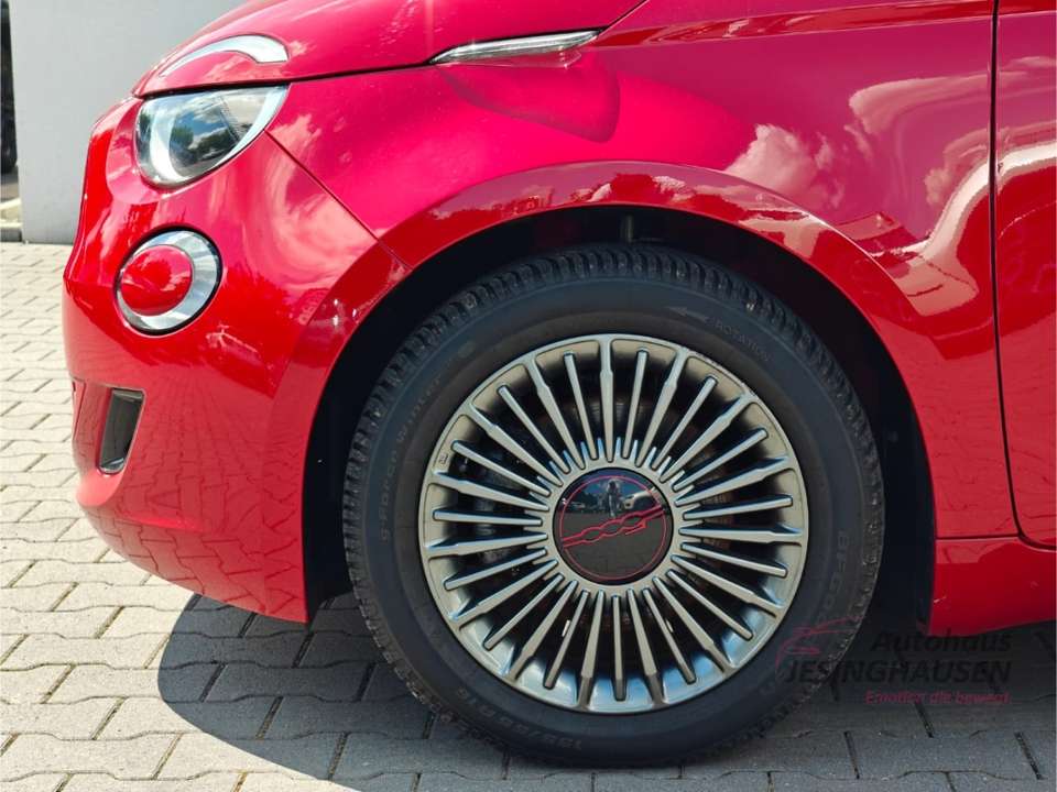 Fiat 500e - Imagem 16