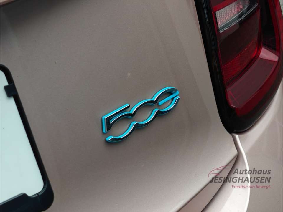 Fiat 500e - Imagem 11