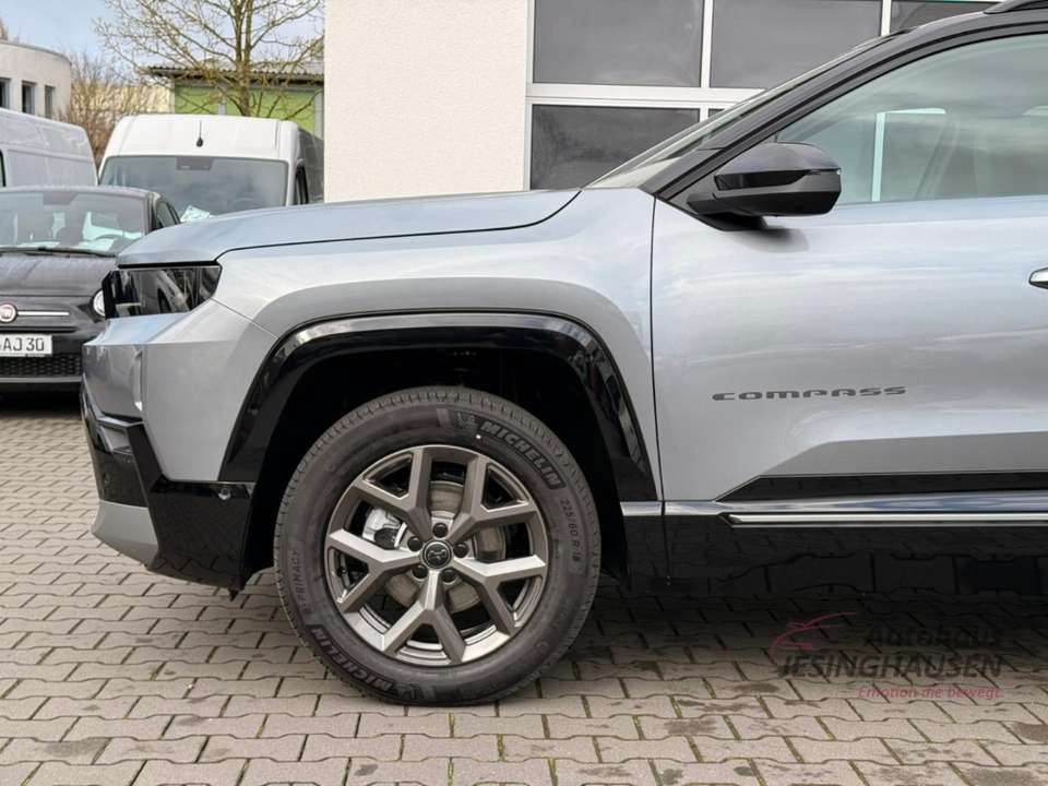 Jeep Compass - Imagem 12