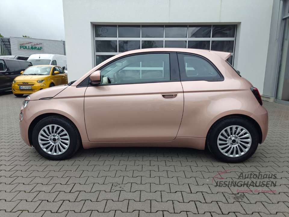 Fiat 500e - Imagem 12