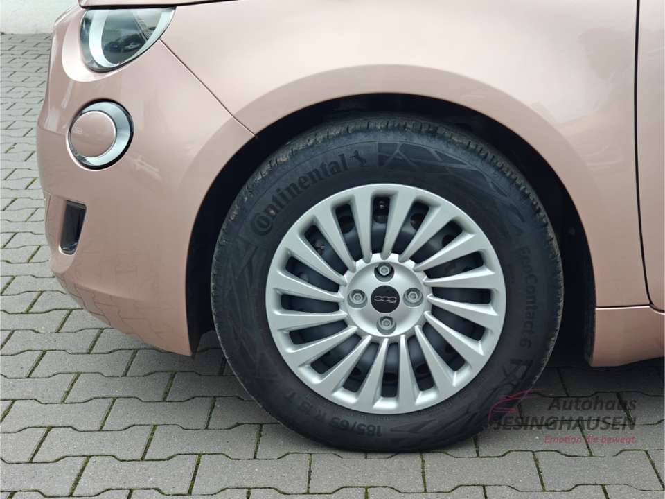 Fiat 500e - Imagem 13