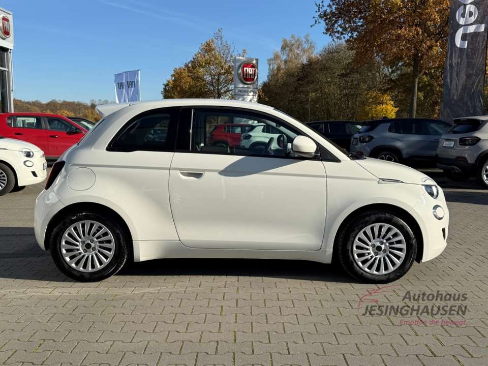 Fiat 500e - Imagem 4