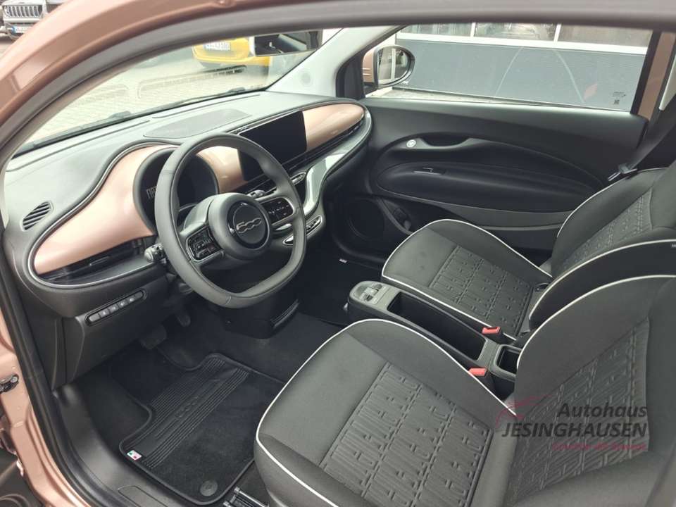 Fiat 500e - Imagem 16
