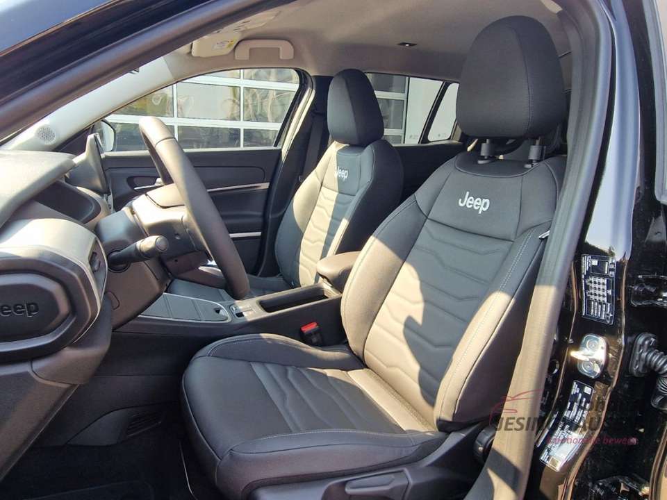 Jeep Avenger - Imagem 12