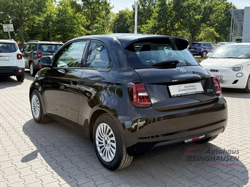 Fiat 500e - Imagem 7