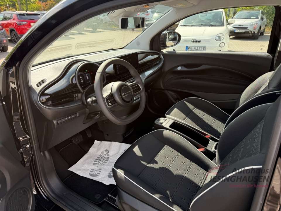 Fiat 500e - Imagem 8