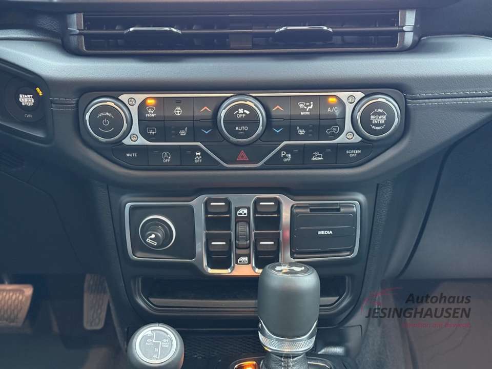 Jeep Wrangler - Imagem 14