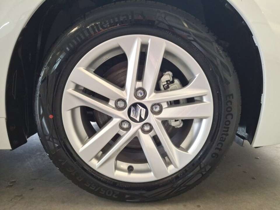 Suzuki Swace - Imagem 6
