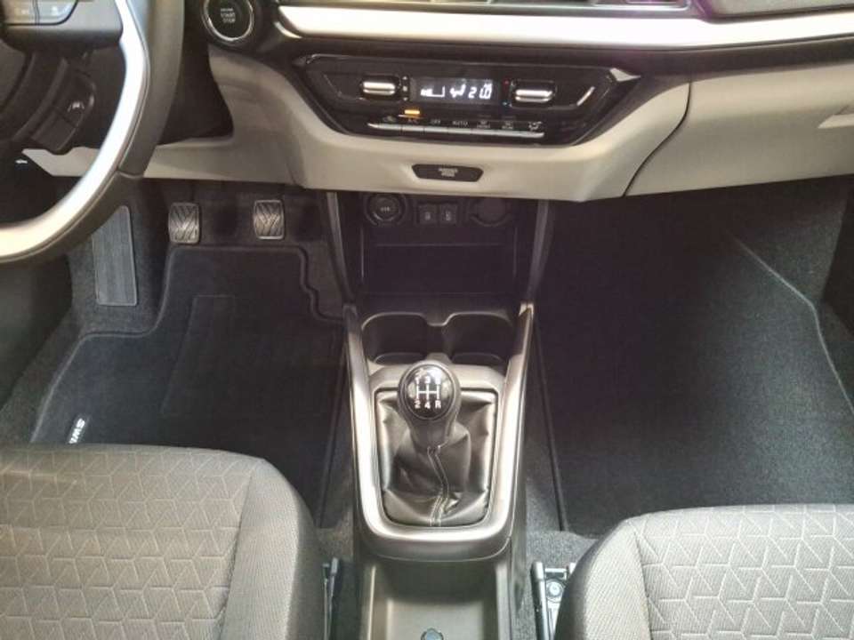 Suzuki Swift - Imagem 13