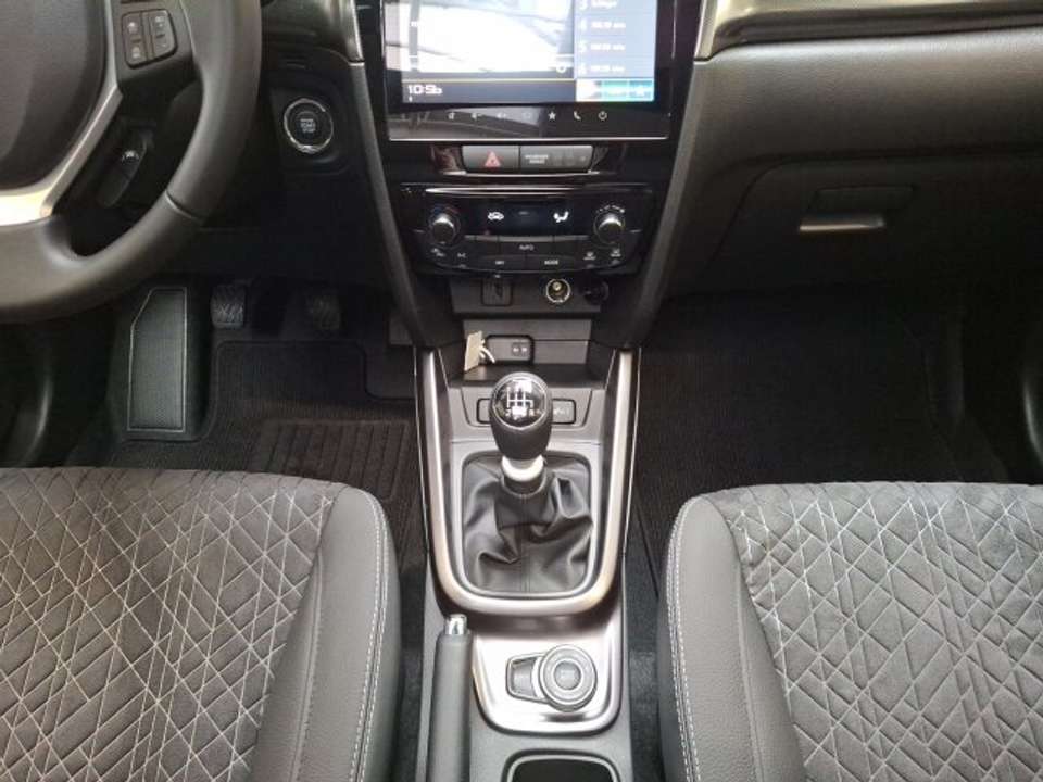 Suzuki Vitara - Imagem 13