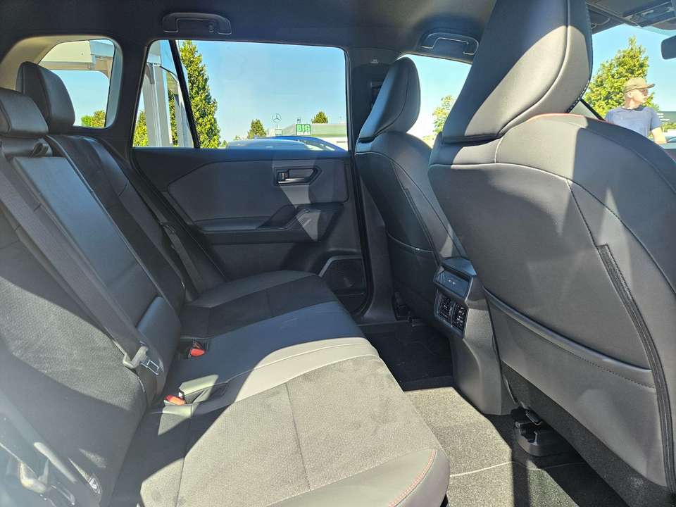 Toyota RAV 4 - Imagem 14